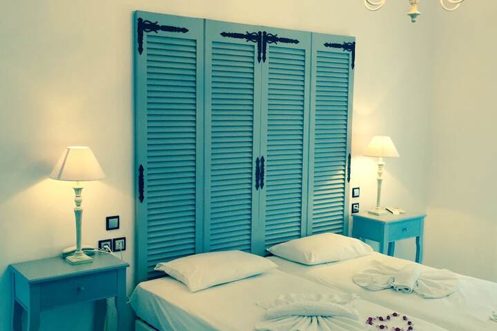 Hotel Interior 2 of 124