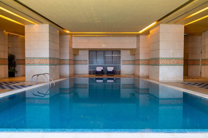 Hotel Pool