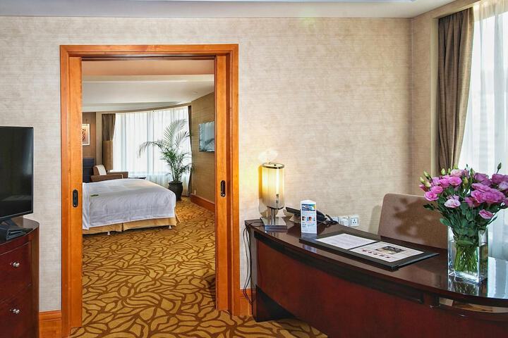 Room 7 of 41