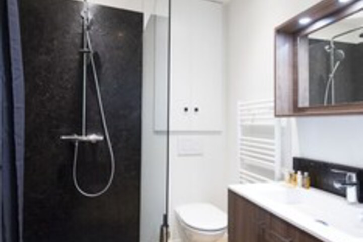 Room 2 of 12