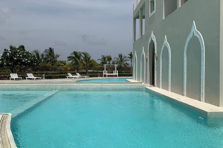 Pool 48 of 138