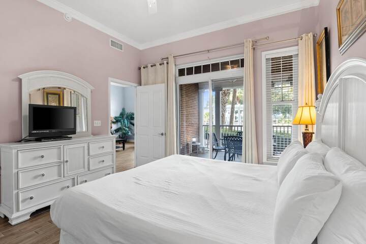 Room 4 of 41