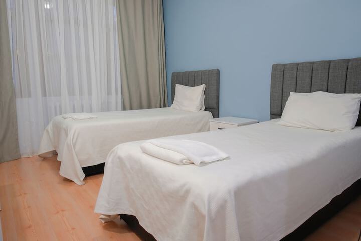 Room 14 of 30