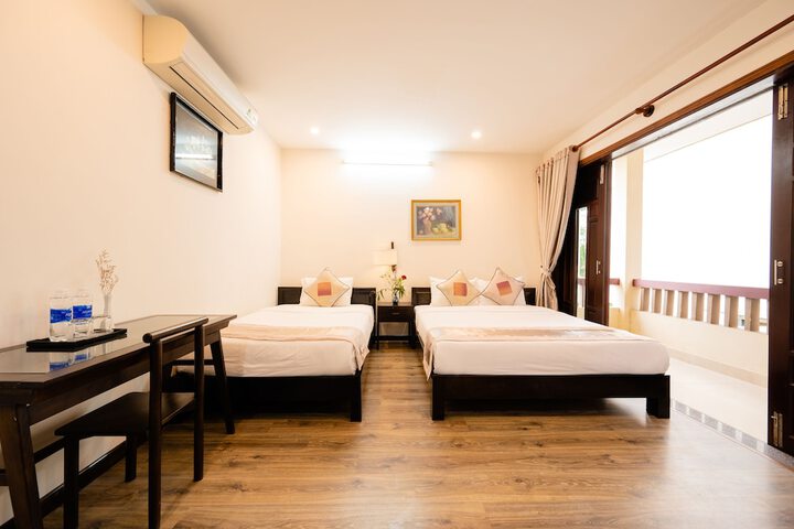 Room 7 of 23