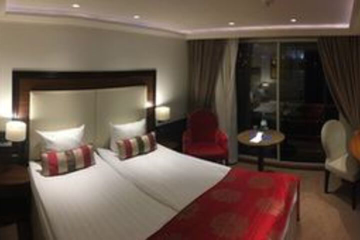 Room 18 of 52