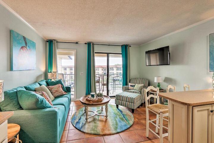 Photo of Pool Beach & Ocean View: Hilton Head Resort Condo