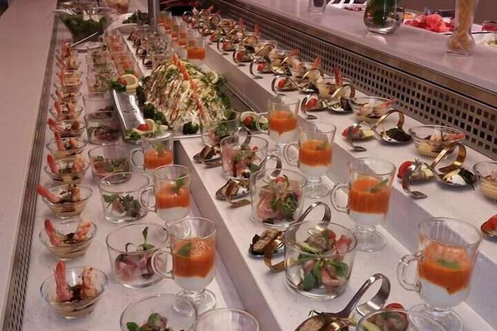 Dining 40 of 53
