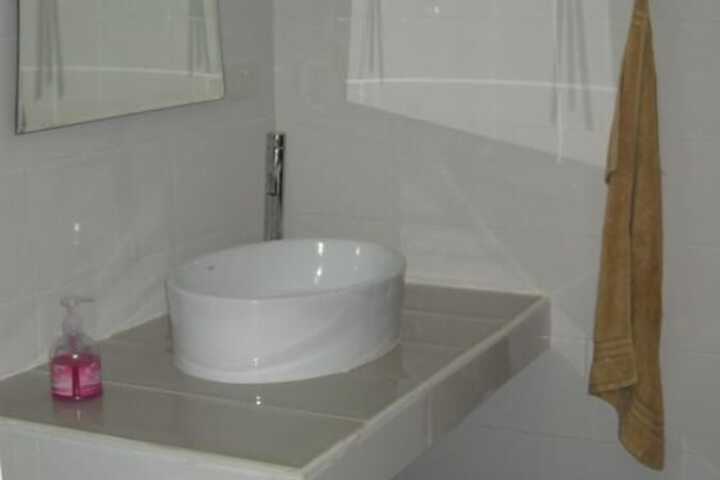 Room 15 of 16