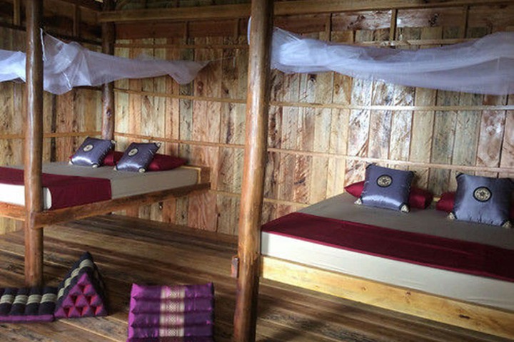 Room 6 of 38