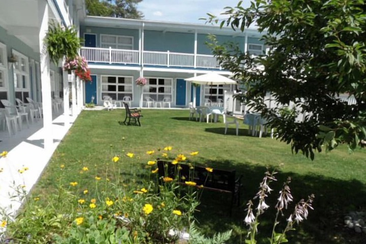 Hotel Exterior 56 of 83