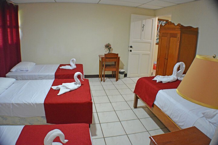 Room 13 of 24