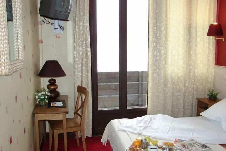 Room 3 of 54