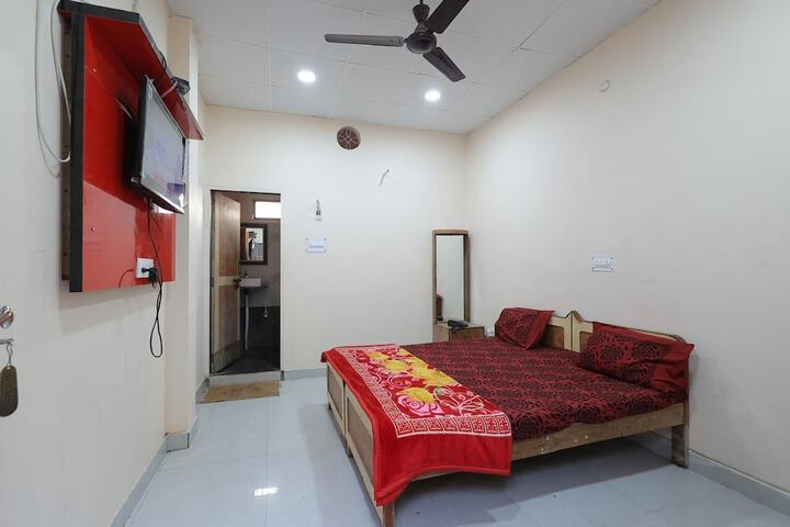 Room 17 of 23