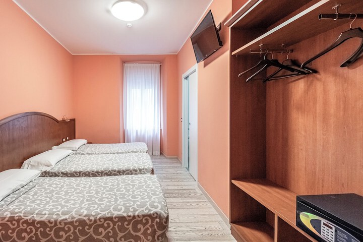 Room 11 of 70