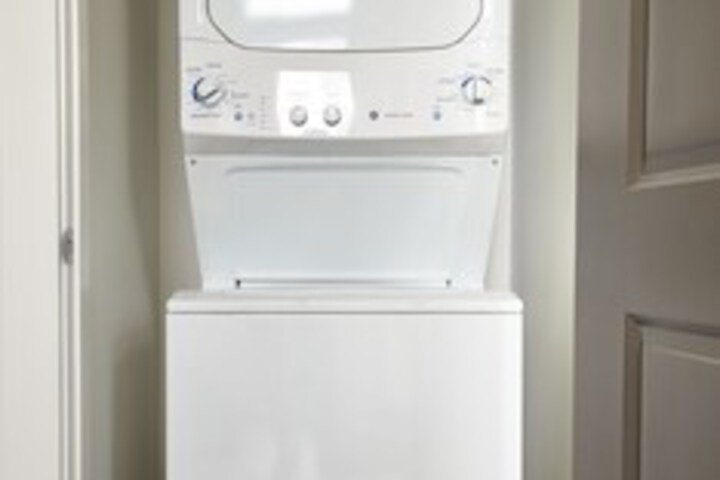 Laundry 23 of 70