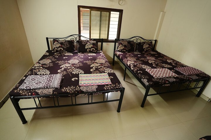Room 17 of 59
