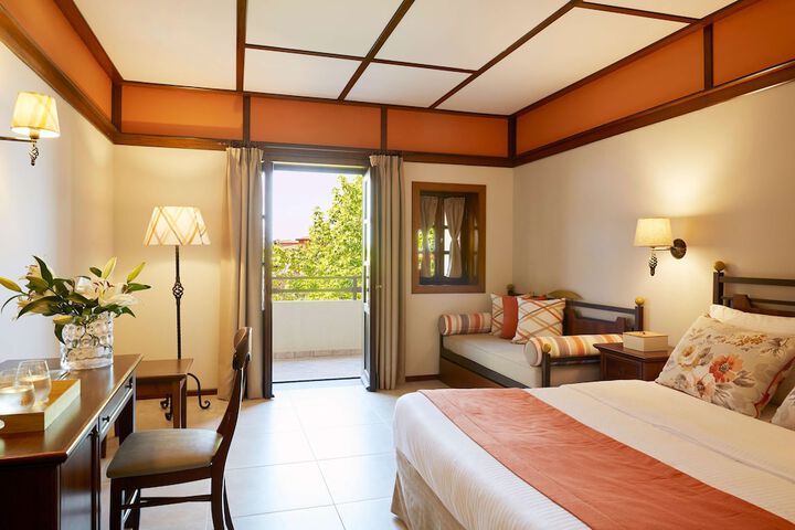 Room 35 of 161