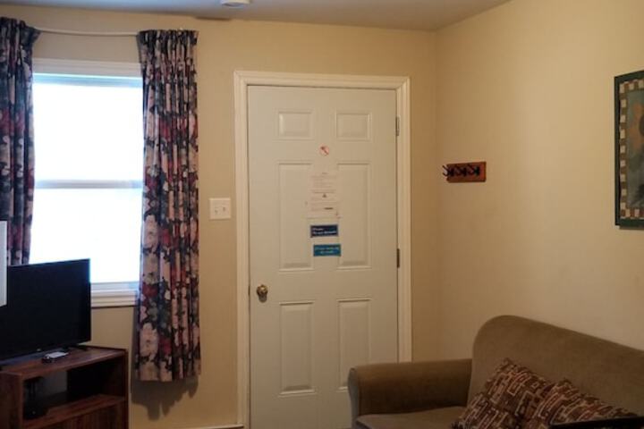 Room 111 of 163