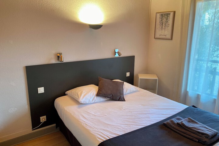 Room 17 of 47