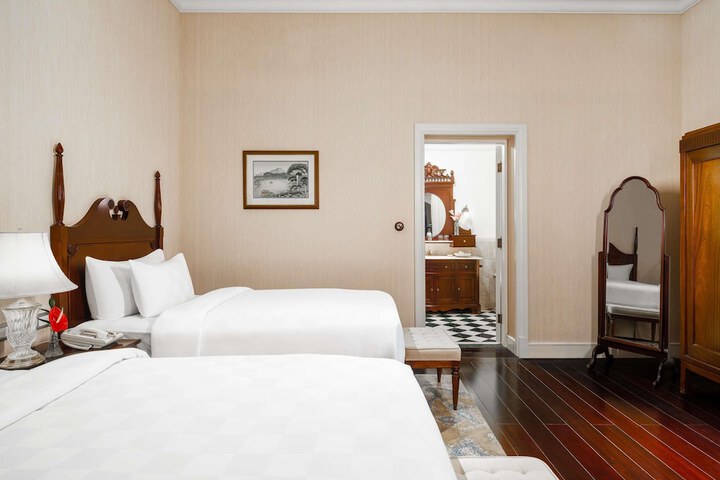Room 25 of 113