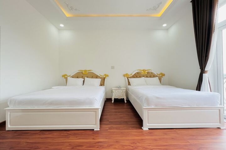 Room 7 of 22