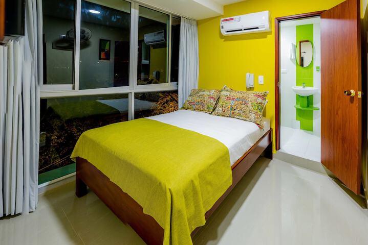 Room 5 of 105