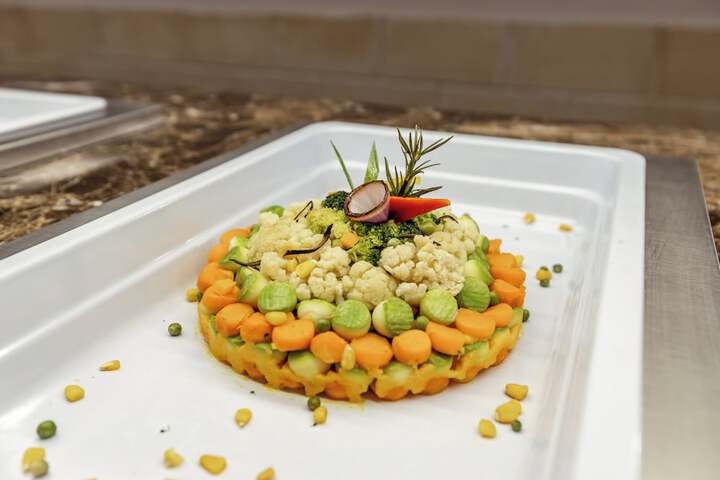 Dining 44 of 62