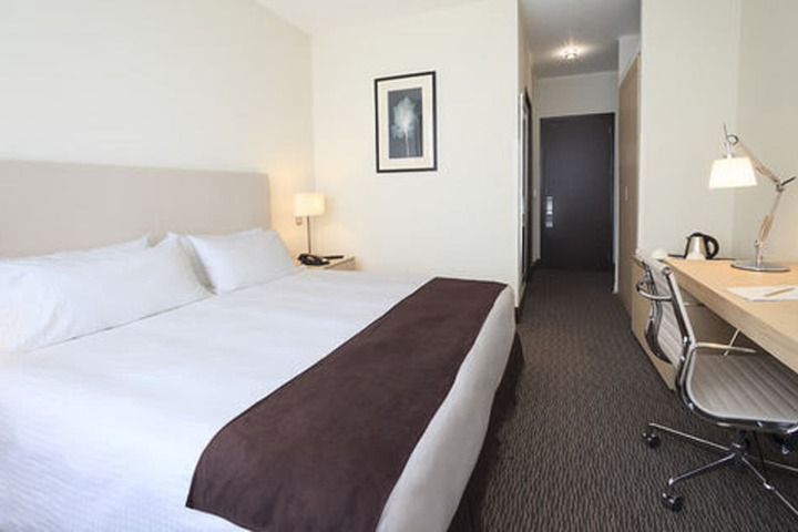 Room 5 of 26