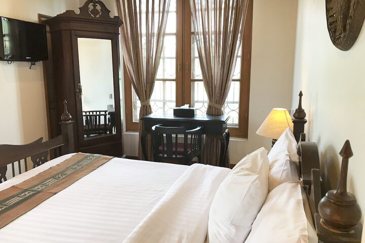 Room 9 of 39