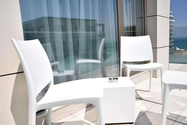 Terrace/Patio 12 of 42