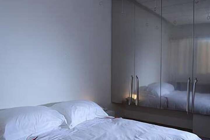 Room 26 of 67