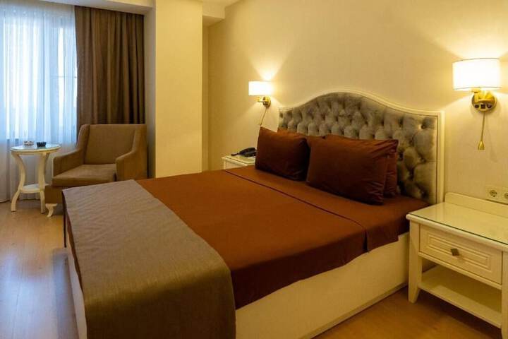 Room 3 of 30