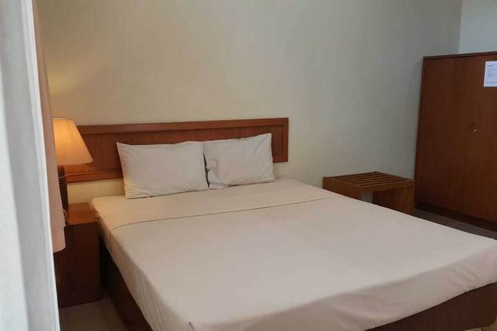 Room 14 of 84