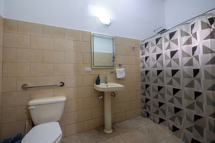 Room 15 of 15