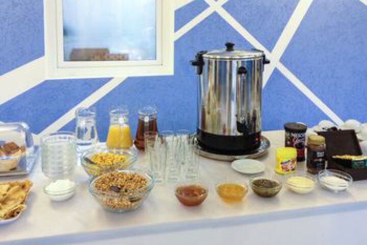 Breakfast/Coffee Service 38 of 176