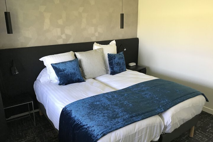 Room 13 of 86