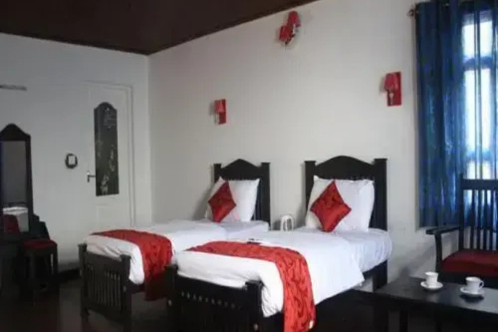 Room 2 of 12