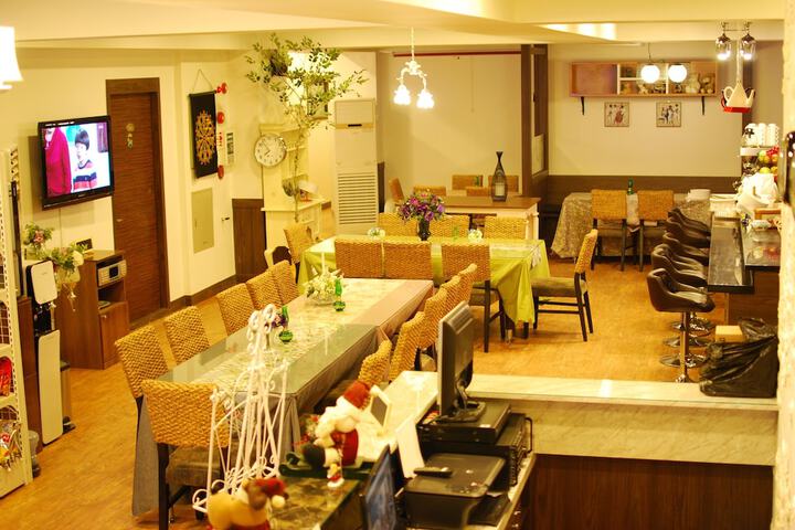 Hotel Interior 26 of 159
