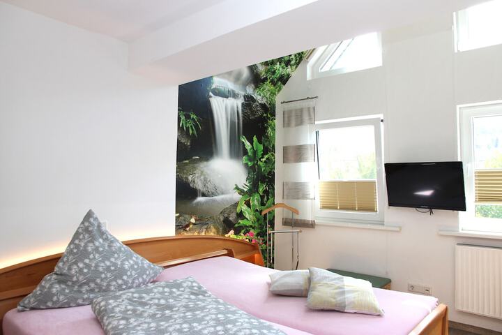 Room 7 of 55