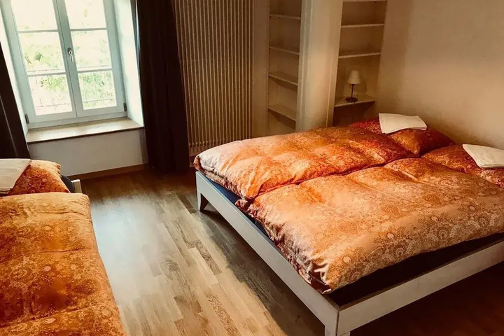 Room 3 of 19