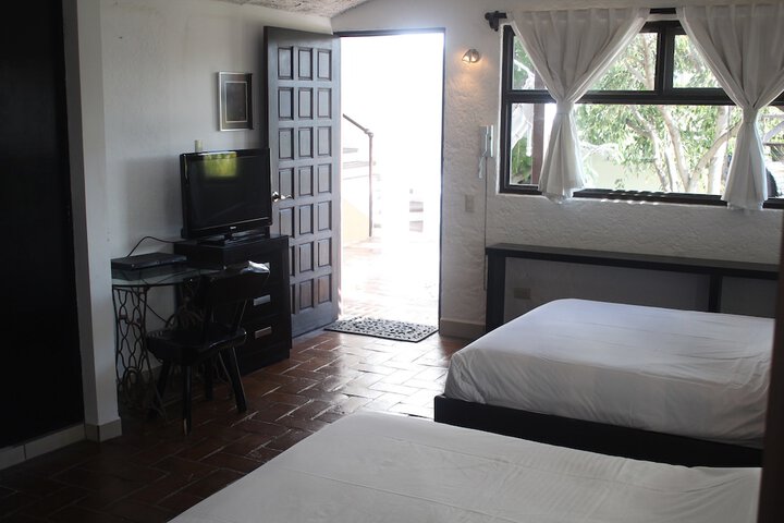 Room 11 of 66