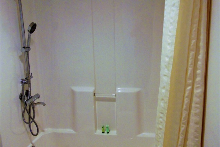 Clean Restrooms