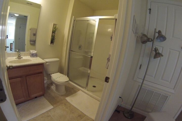 Room 9 of 24