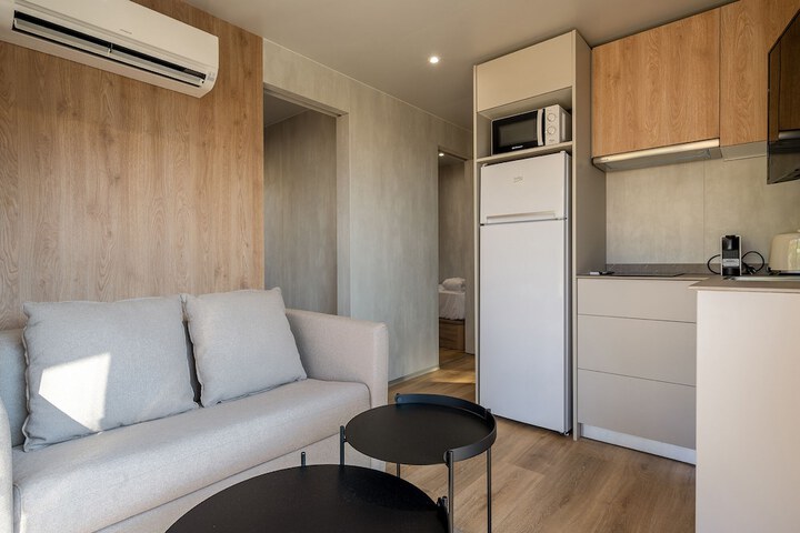 Room 27 of 54