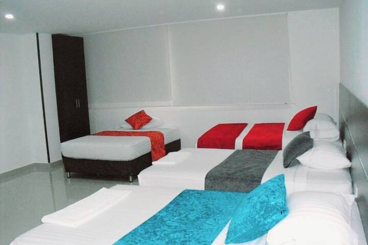 Room 4 of 11