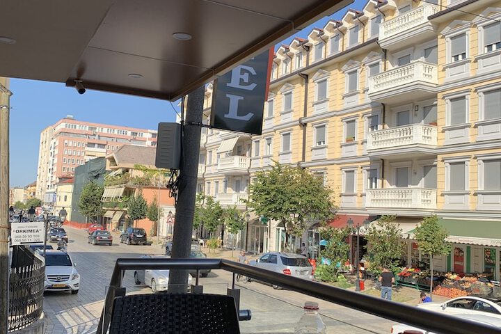Bobi Hotel