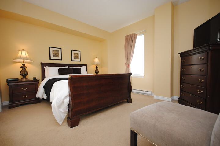 Room 3 of 16