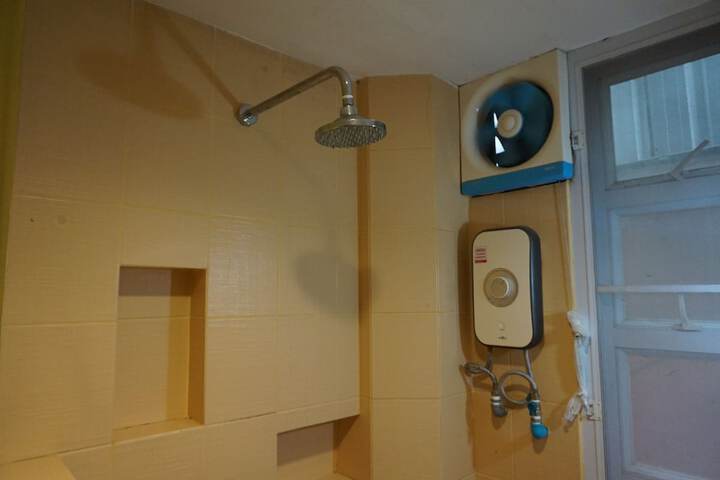 Room 39 of 53