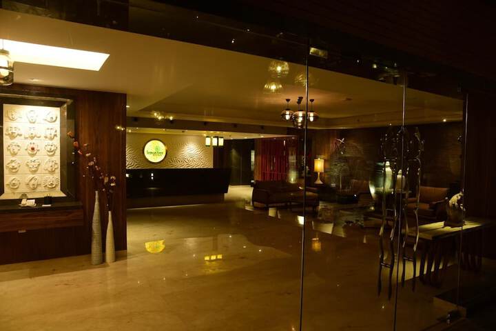 Hotel Lobby