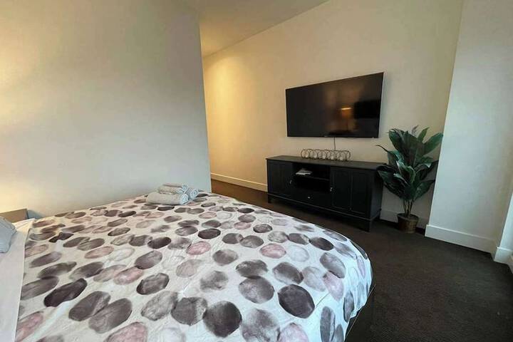 Room 18 of 60